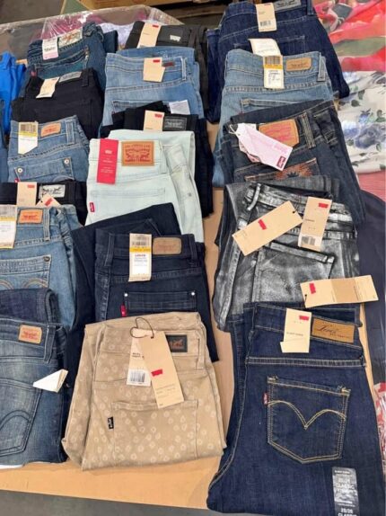 Mixed Jeans 300 Pieces Per Pallet